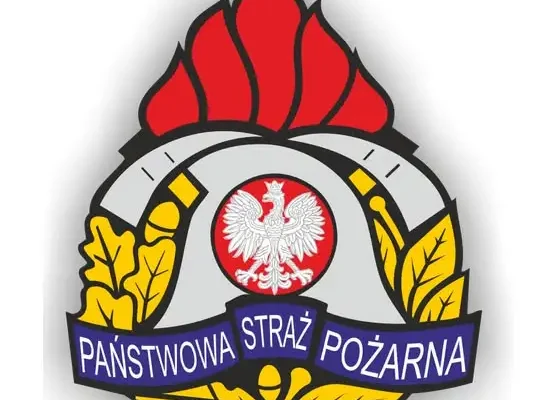 Ćwiczenia strażaków z Hajnówki: dostarczanie wody na terenach leśnych