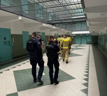 Hajnówka: wspólne ćwiczenia ochronne służb w Areszcie Śledczym