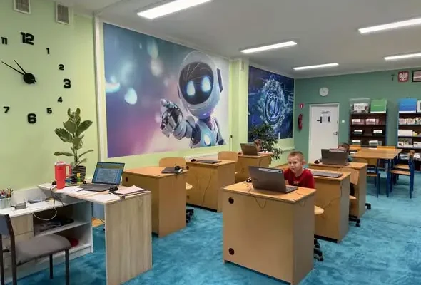 Szkoła Podstawowa w Dubiczach Cerkiewnych z nowoczesnymi pracowniami i sprzętem
