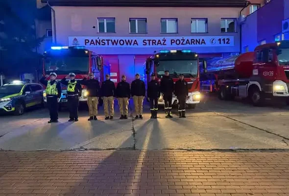 Strażacy z powiatu hajnowskiego oddali hołd tragicznie zmarłym kolegom z Niska