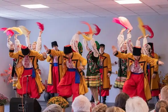 Folklor i energia w Narwi – koncert w remizie OSP