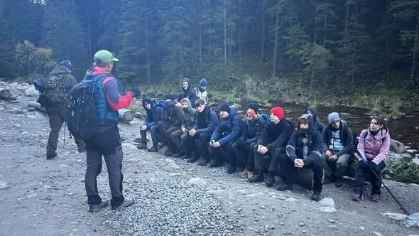 Klasa 2a z Technikum w Białowieży odkrywa tatrzańskie jaskinie